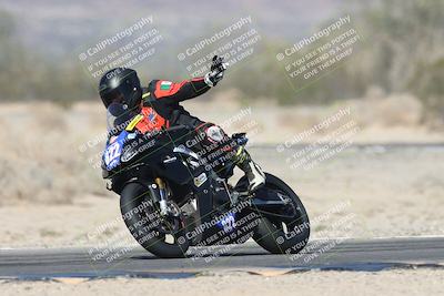 media/Nov-01-2025-CVMA (Sat) [[fc0f7531b8]]/Race 7-Formula Twins-Formula 40 UL/